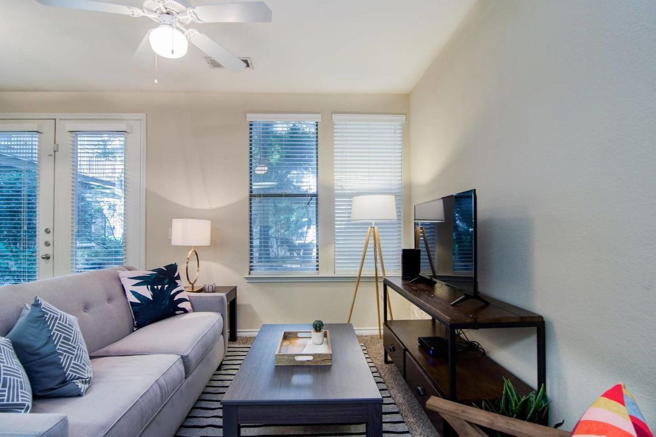 Heart Of Downtown Memphis! Sleeps 6! Apartment Екстериор снимка